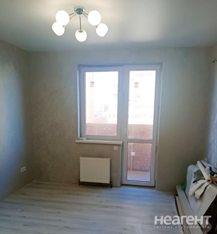 Продается 1-комнатная квартира, 35 м²