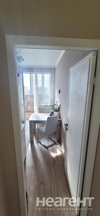 Продается 1-комнатная квартира, 35,6 м²