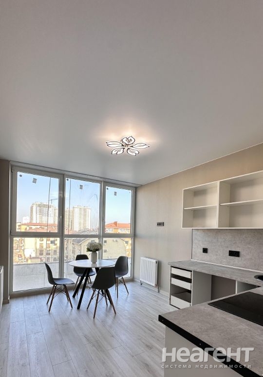 Продается 2-х комнатная квартира, 65 м²