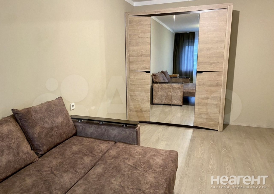 Сдается 1-комнатная квартира, 41 м²