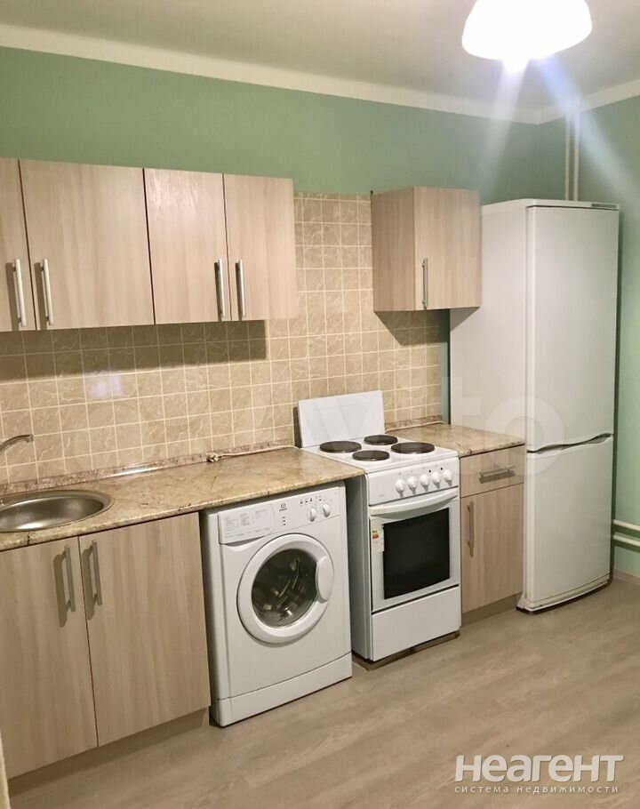 Сдается 1-комнатная квартира, 41 м²