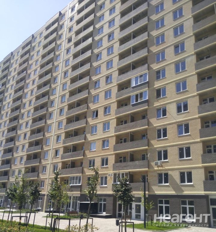 Продается 1-комнатная квартира, 36,8 м²