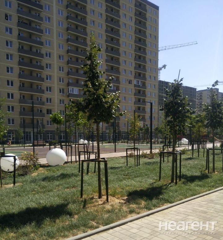 Продается 1-комнатная квартира, 36,8 м²