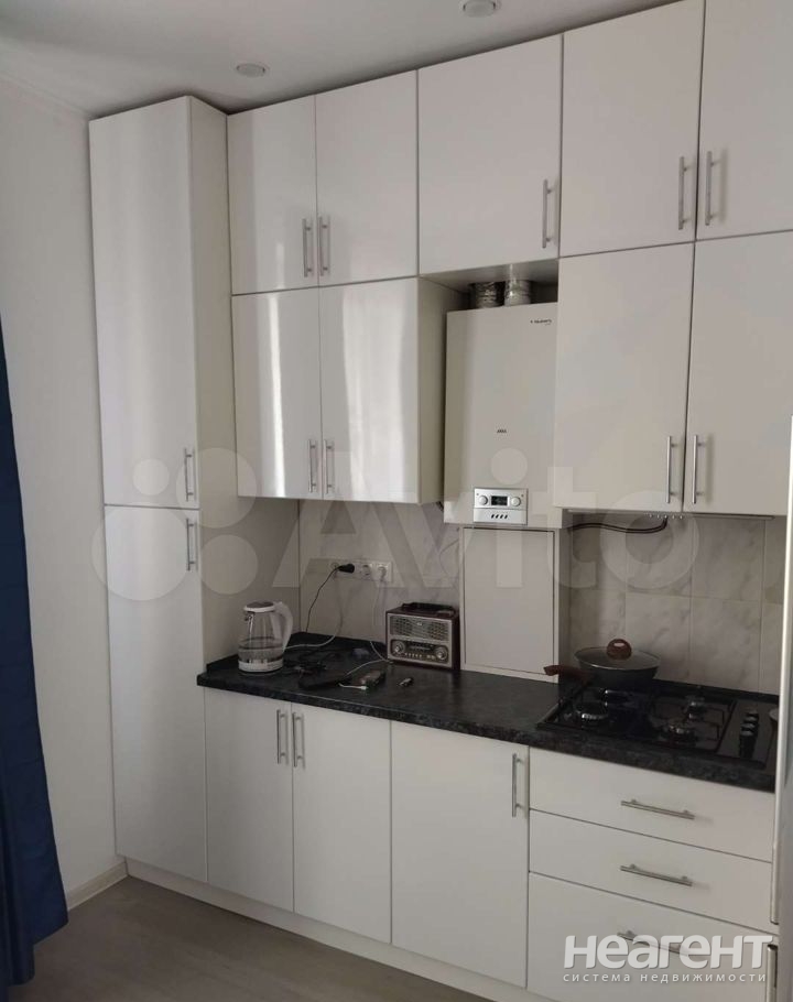 Продается 1-комнатная квартира, 30 м²