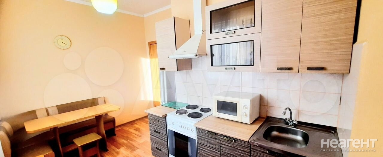 Продается 1-комнатная квартира, 39 м²