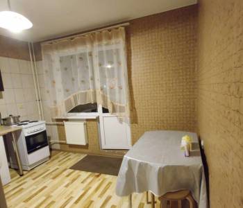 Продается 1-комнатная квартира, 40 м²