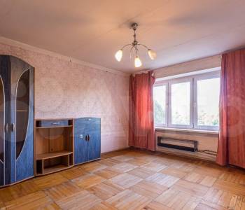 Продается Многокомнатная квартира, 82,4 м²