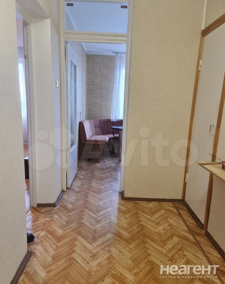 Продается 1-комнатная квартира, 39,6 м²