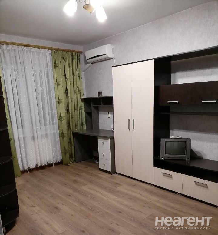 Сдается 1-комнатная квартира, 36 м²