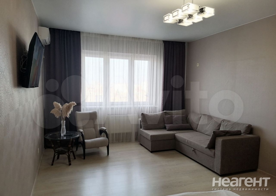 Продается 1-комнатная квартира, 50 м²