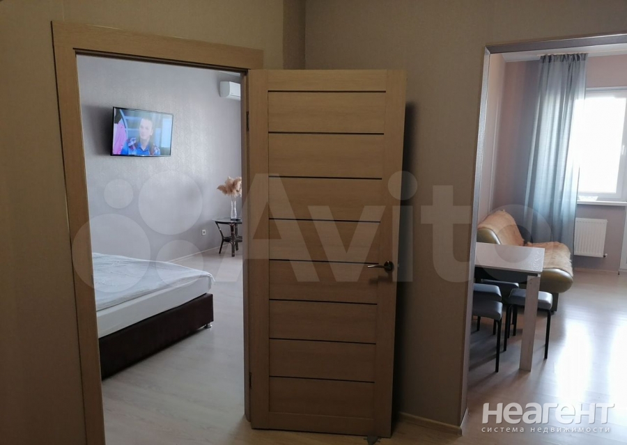 Продается 1-комнатная квартира, 50 м²