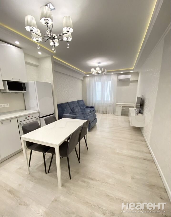 Продается 2-х комнатная квартира, 61,7 м²