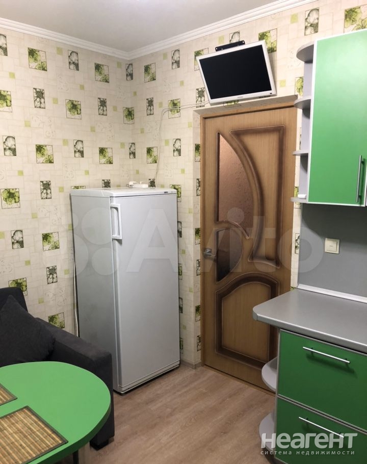 Продается 1-комнатная квартира, 35 м²