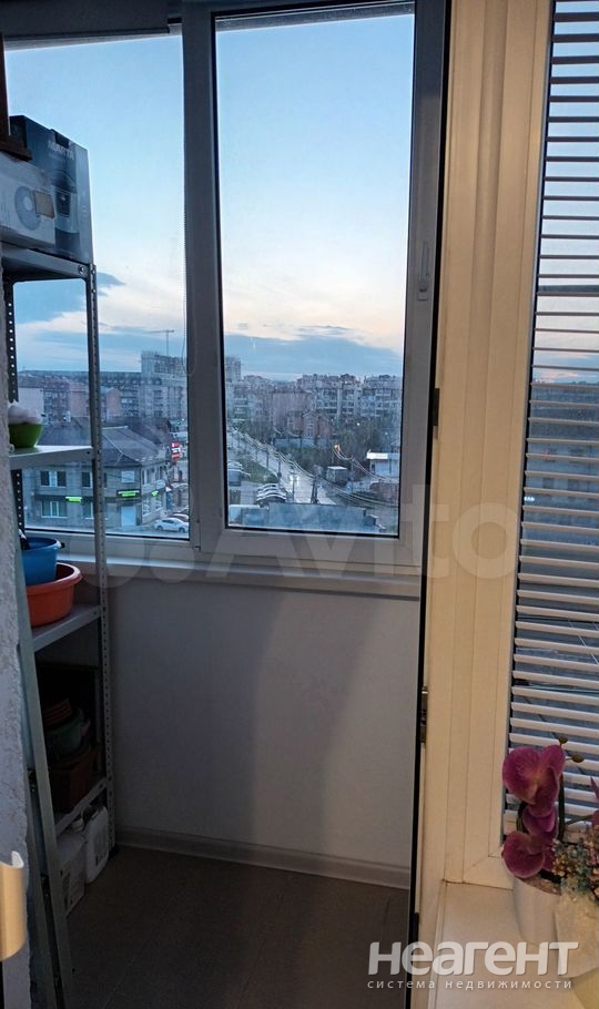 Продается 1-комнатная квартира, 35 м²