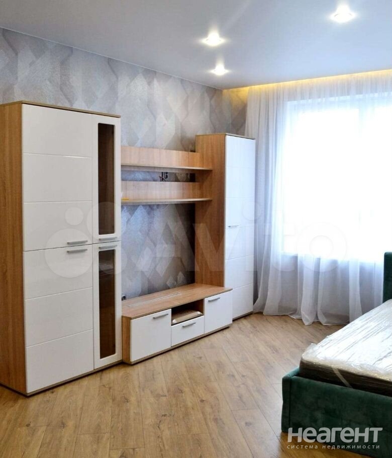 Сдается 2-х комнатная квартира, 65 м²