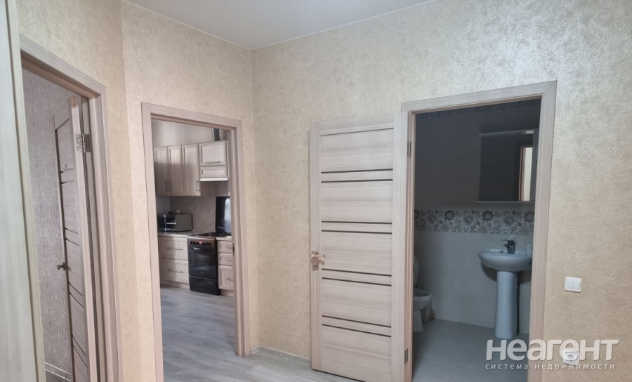 Сдается 2-х комнатная квартира, 63 м²