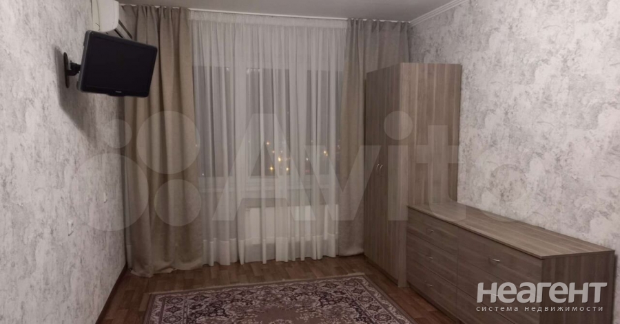 Сдается 1-комнатная квартира, 35 м²