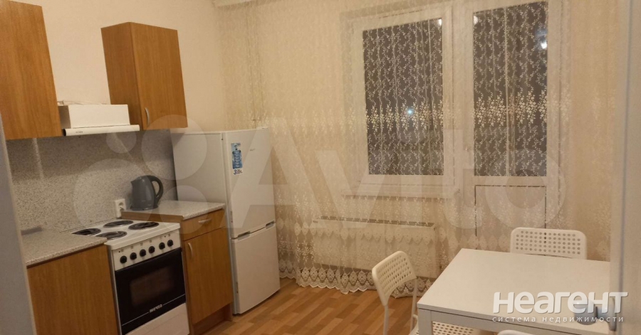 Сдается 1-комнатная квартира, 35 м²