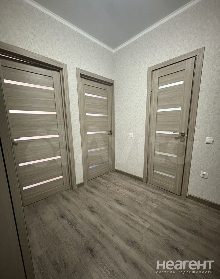 Продается 1-комнатная квартира, 40,3 м²