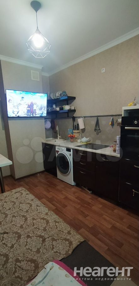 Продается 1-комнатная квартира, 39 м²