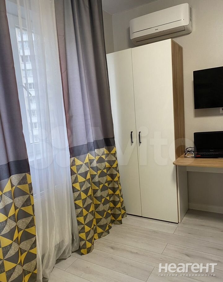 Продается 1-комнатная квартира, 47,3 м²