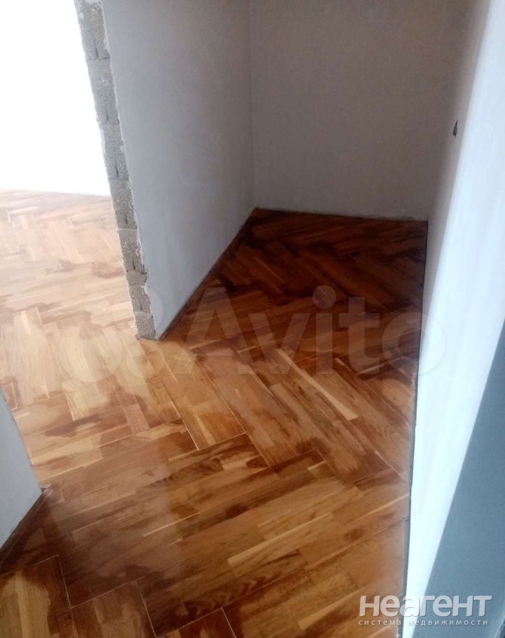 Продается 1-комнатная квартира, 37,6 м²