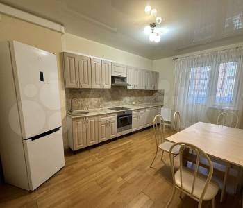 Сдается 2-х комнатная квартира, 63 м²