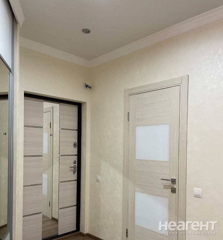 Сдается 2-х комнатная квартира, 53 м²