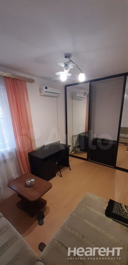 Продается 1-комнатная квартира, 27 м²