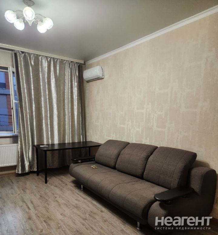 Сдается 1-комнатная квартира, 48 м²