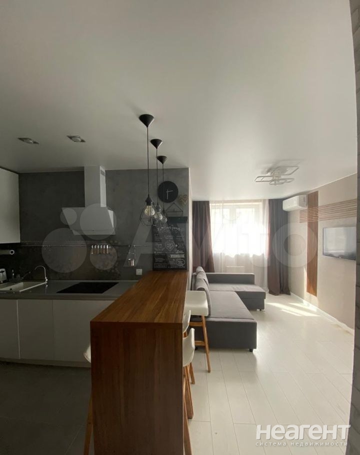 Продается 2-х комнатная квартира, 52 м²