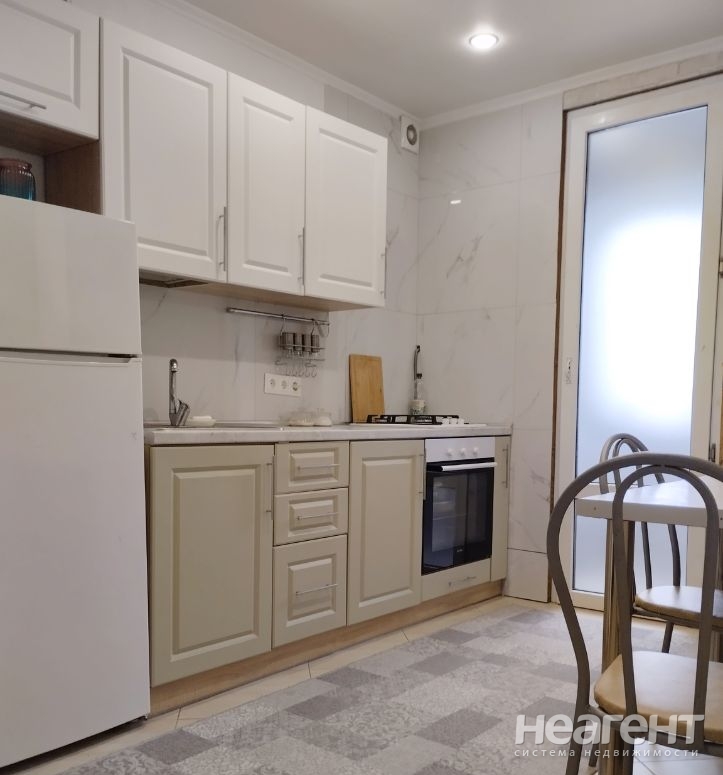 Продается 2-х комнатная квартира, 42 м²