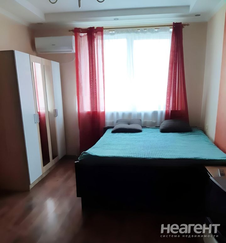 Сдается 1-комнатная квартира, 40,8 м²