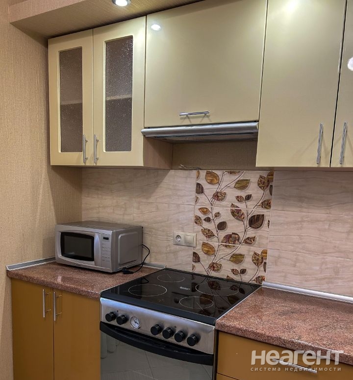 Сдается 2-х комнатная квартира, 64,6 м²