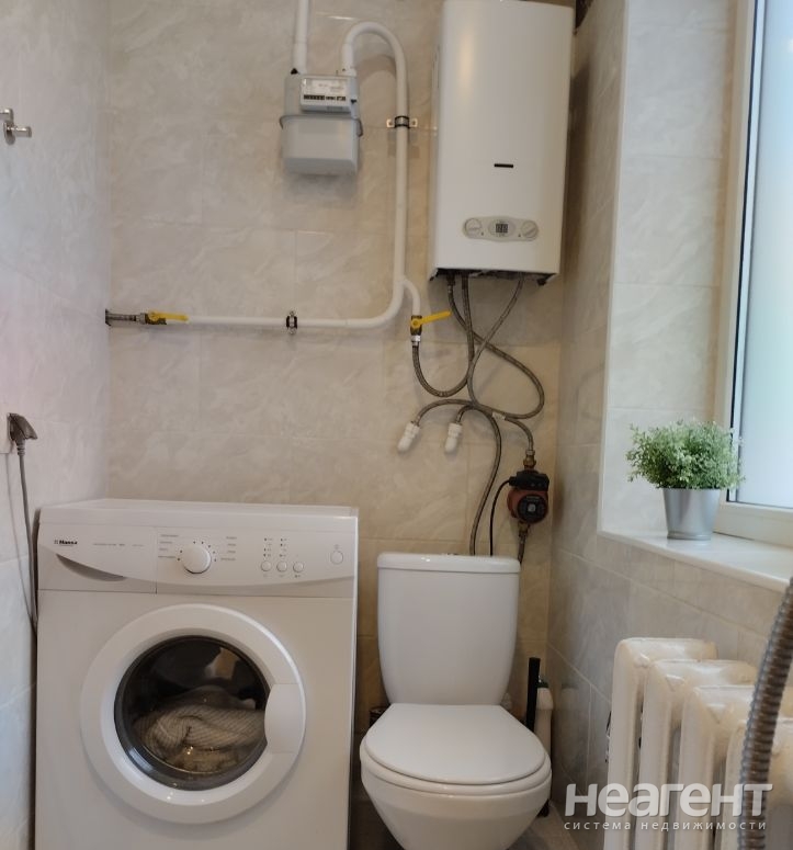 Продается 2-х комнатная квартира, 42 м²