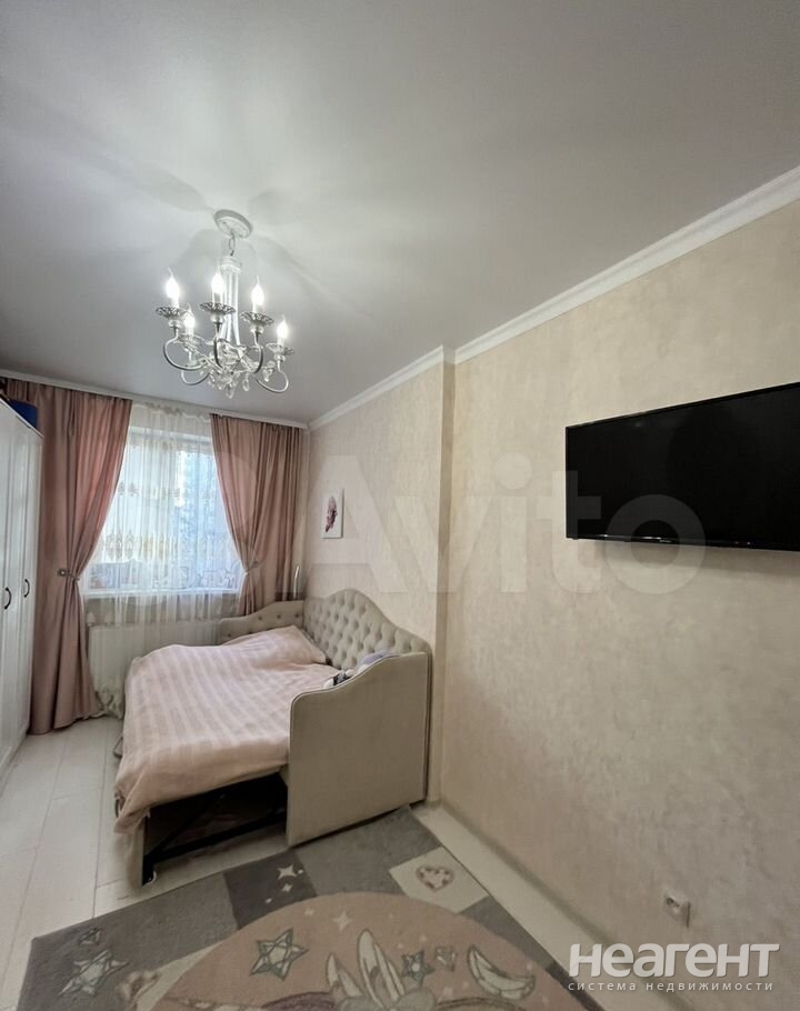 Сдается 2-х комнатная квартира, 70 м²