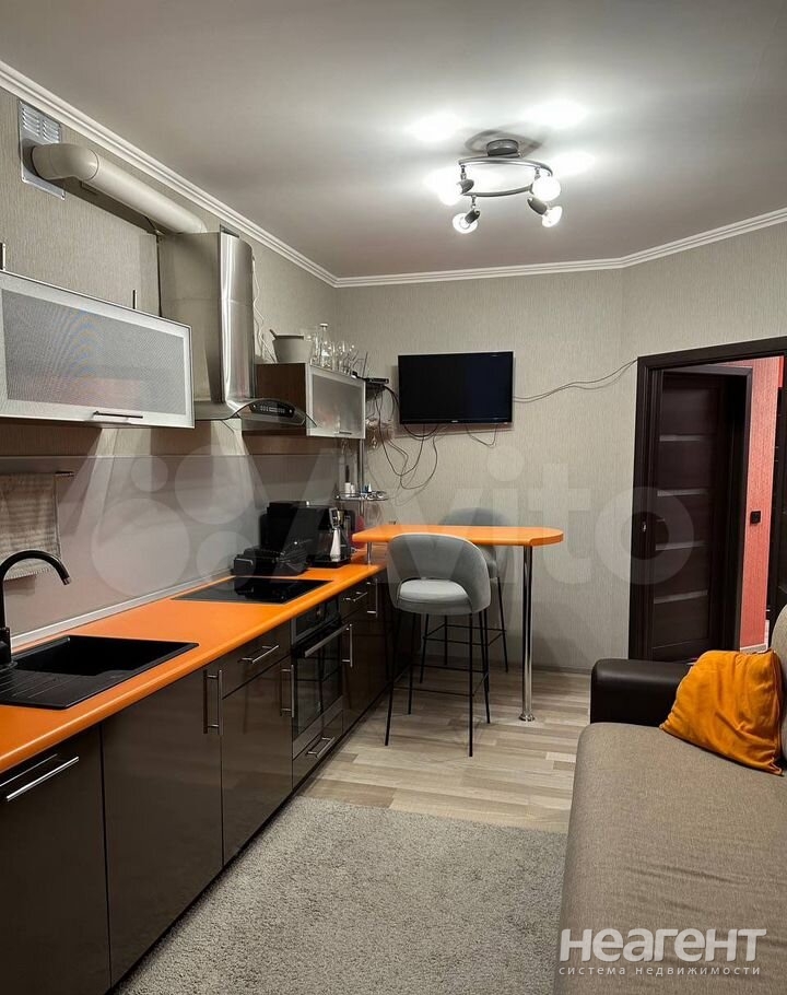 Продается 1-комнатная квартира, 45,2 м²