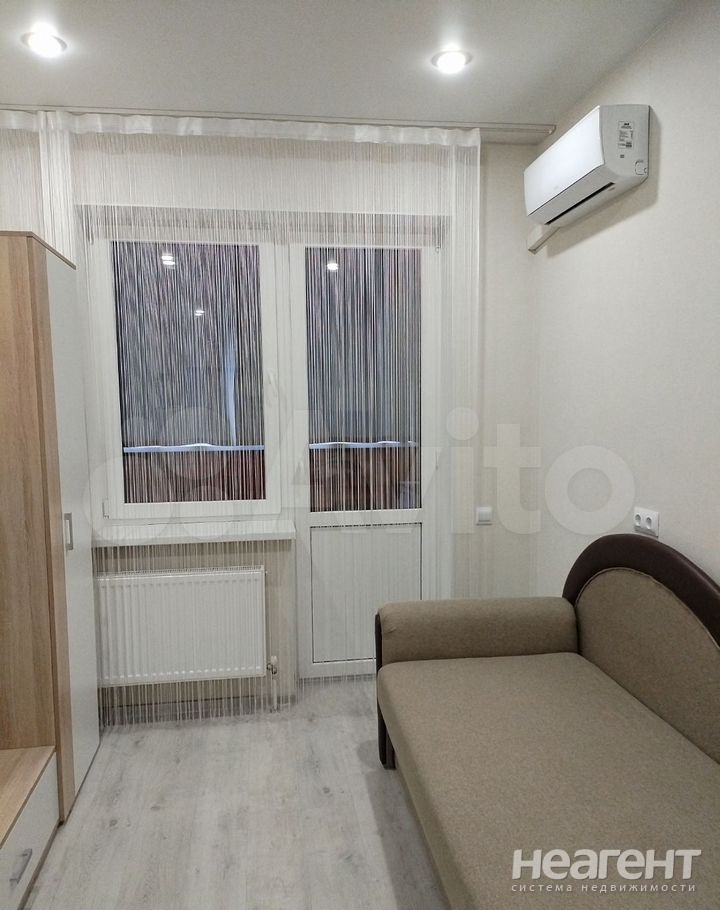 Продается 1-комнатная квартира, 17,7 м²