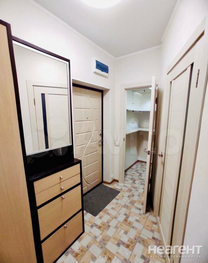 Продается 1-комнатная квартира, 32,2 м²