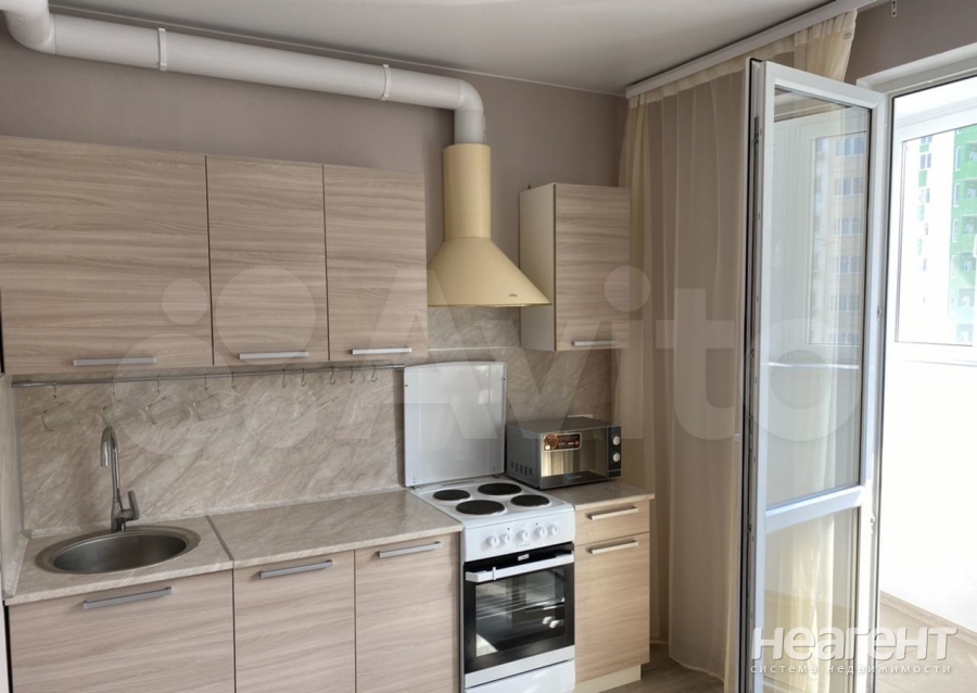 Продается 1-комнатная квартира, 44 м²