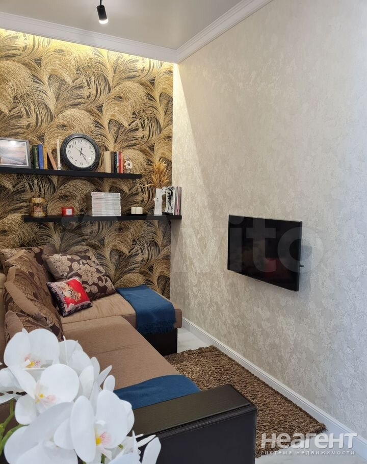 Сдается 1-комнатная квартира, 50 м²