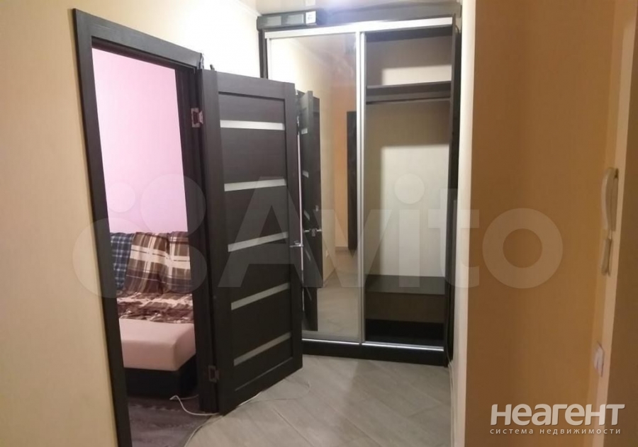 Продается 1-комнатная квартира, 37,7 м²