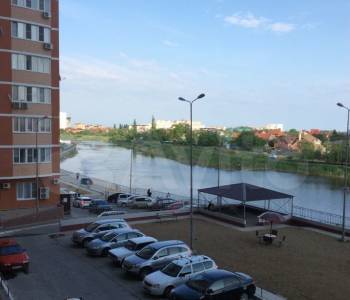 Сдается 1-комнатная квартира, 42 м²