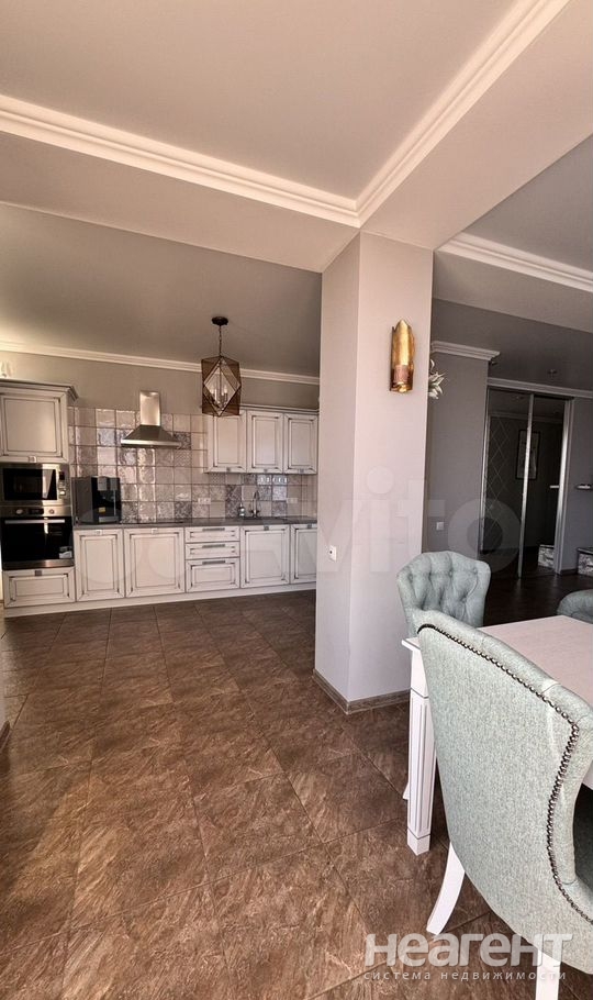 Сдается Многокомнатная квартира, 106 м²