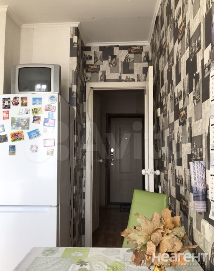 Продается 1-комнатная квартира, 35 м²