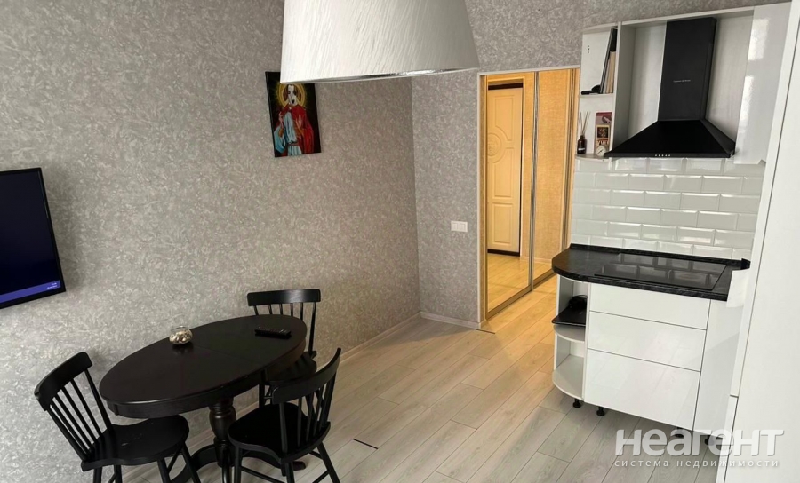 Продается 1-комнатная квартира, 23,8 м²