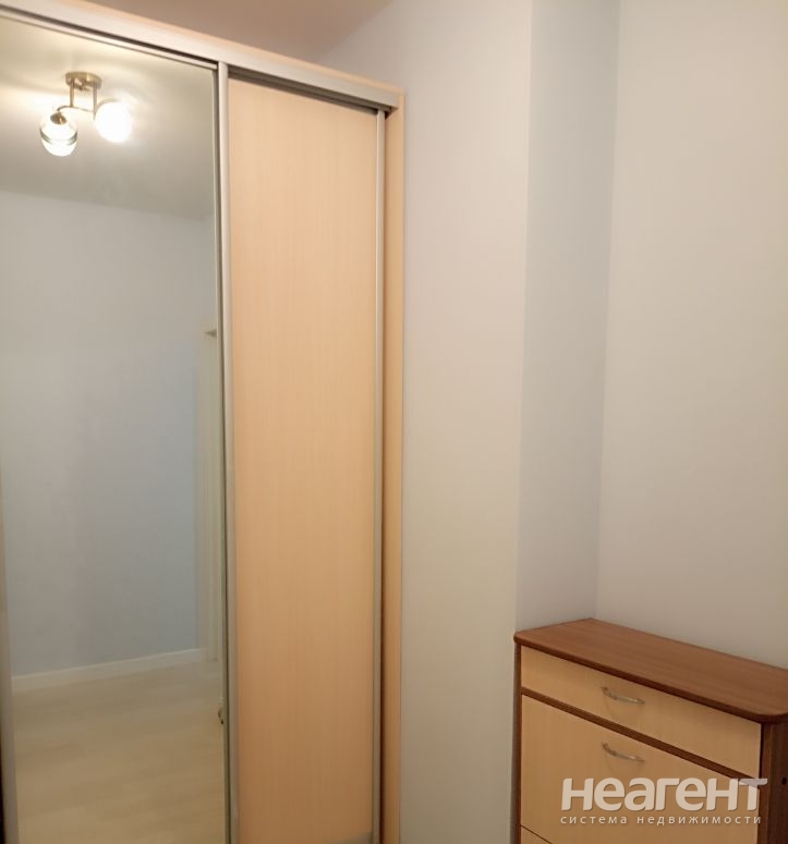 Сдается 1-комнатная квартира, 29,9 м²