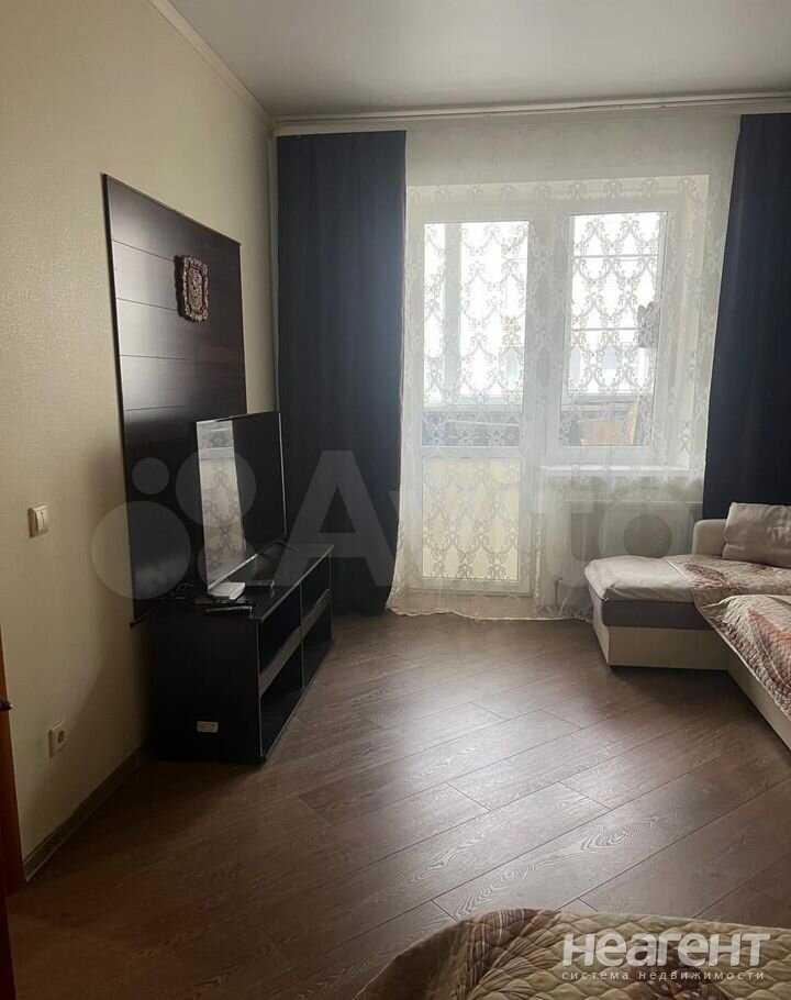 Продается 1-комнатная квартира, 48,2 м²