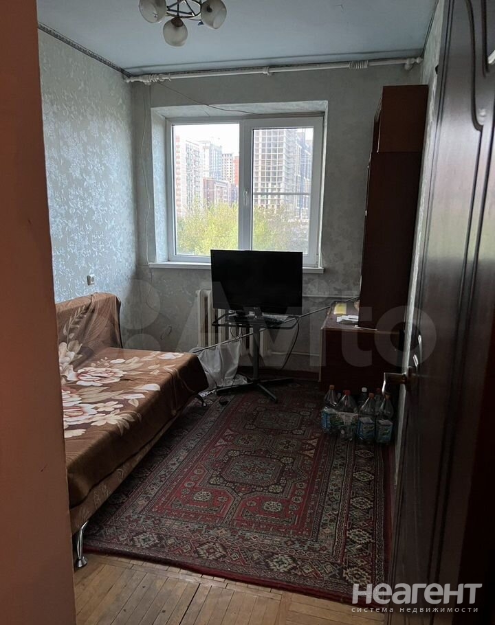 Продается Многокомнатная квартира, 73,1 м²