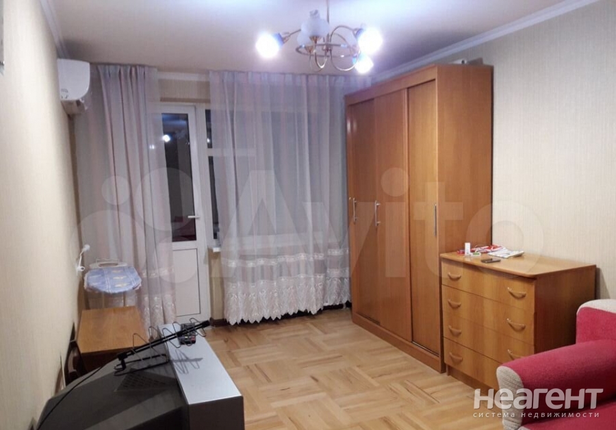 Сдается 1-комнатная квартира, 30 м²